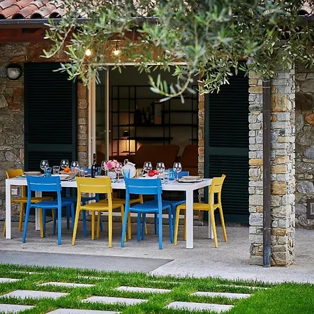 Villarnona Villa Mezzegra