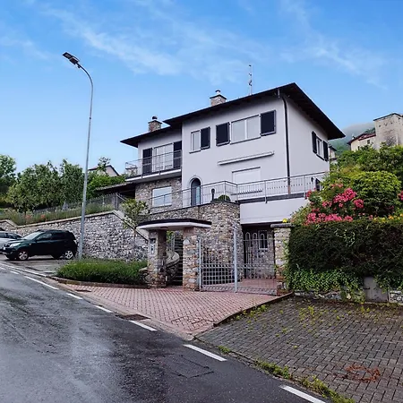 Villarnona Villa Mezzegra