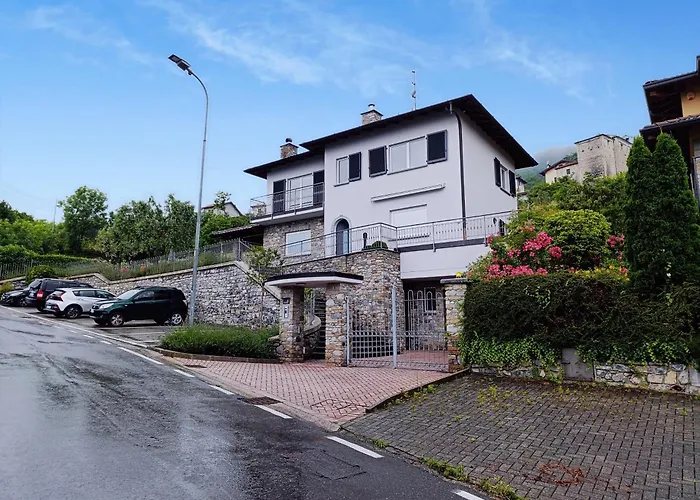 Villarnona Villa Mezzegra